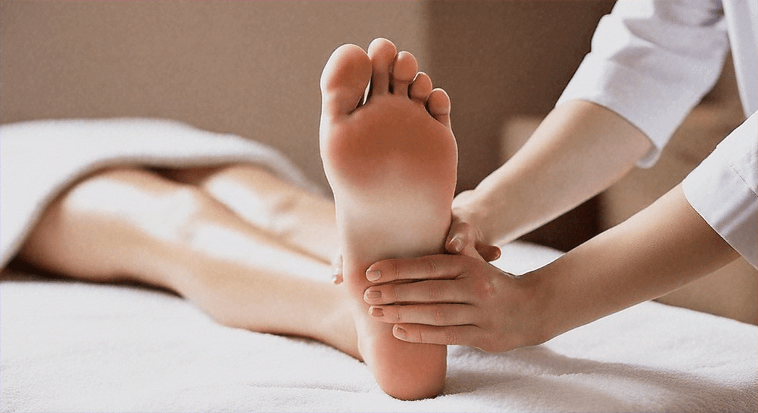 Choosing the Perfect Foot Massager: Features to Look For - Synca Massage Chair