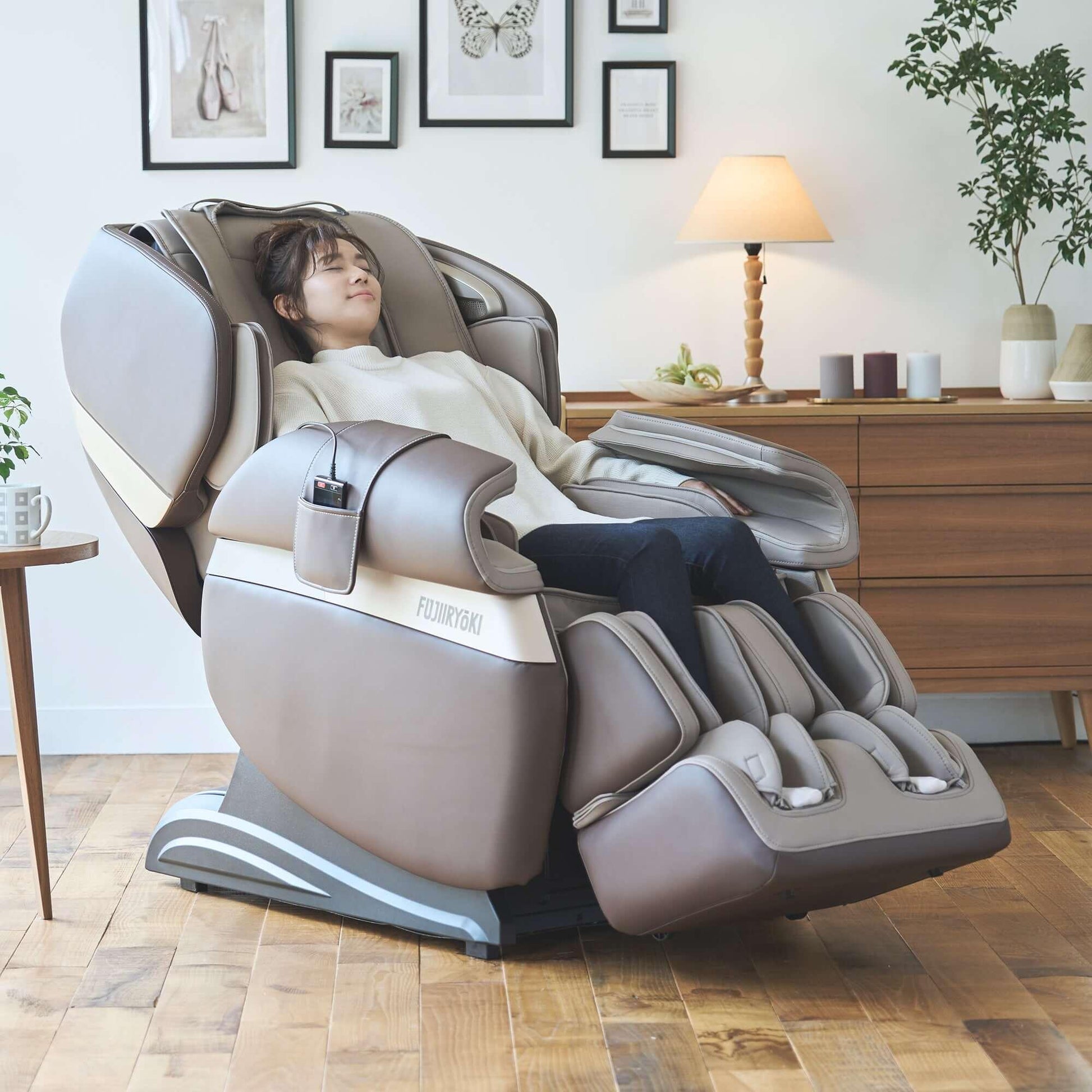 https://syncamassagechair.com/cdn/shop/files/calmplus-008.jpg?v=1720735264&width=1946